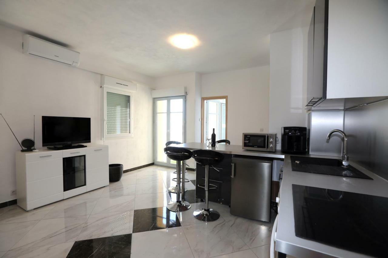 Apartmani Ivan V Relax 보디체 외부 사진